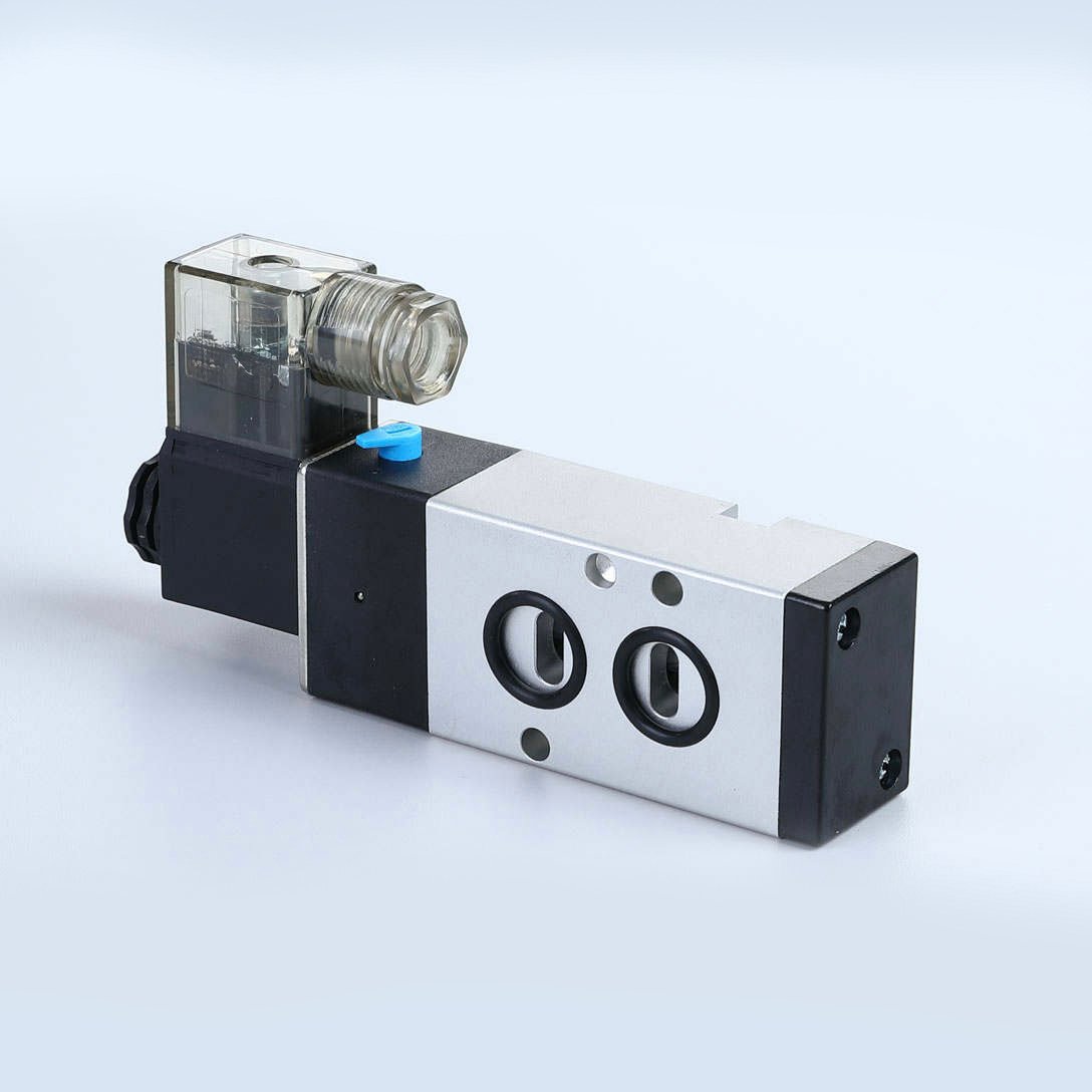 Pneumatic Solenoid Valve 4M230 Series 08 1/4 Double Coils Double Positions 5/3 Way AC220V With Wire